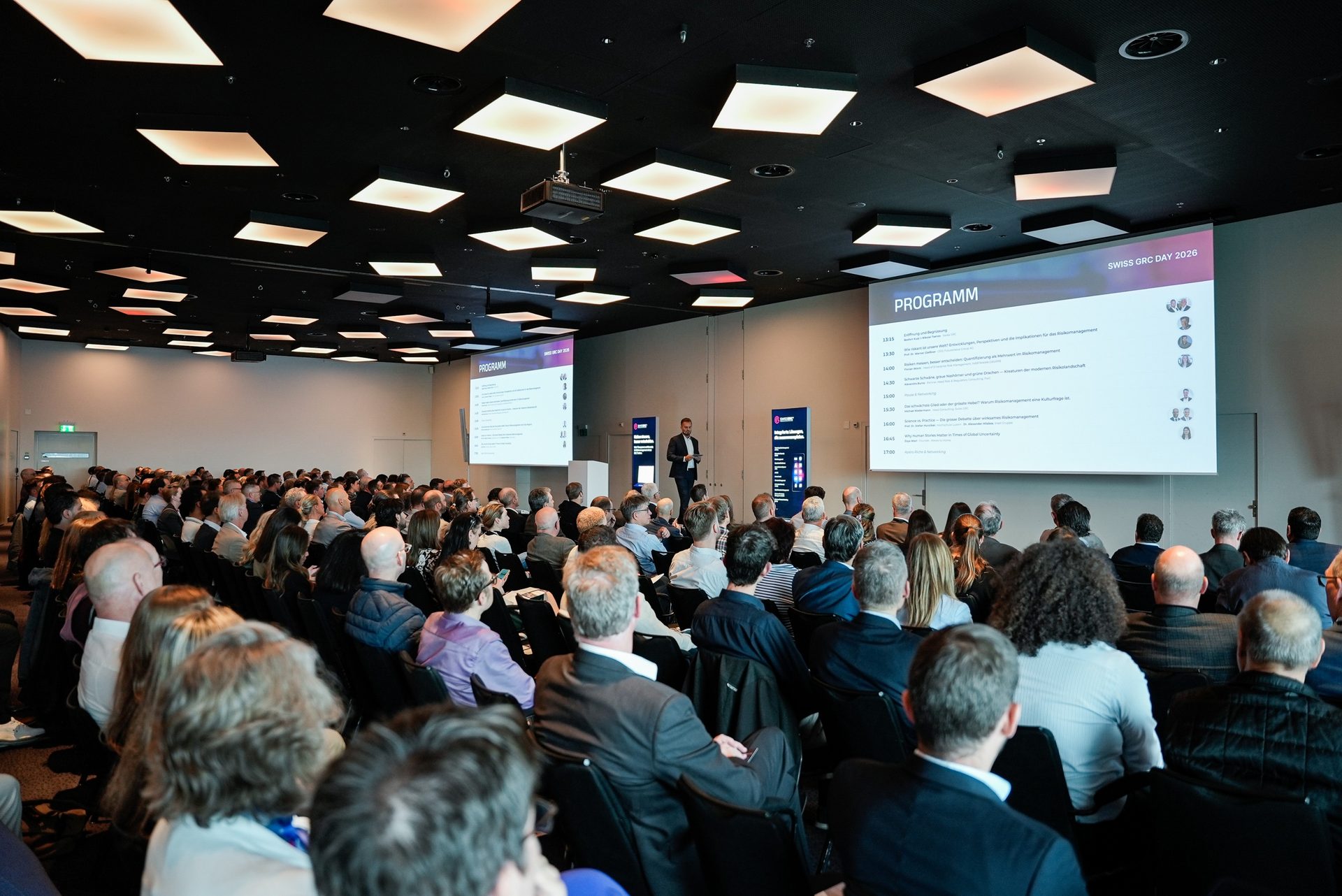 Voller Saal am SWISS GRC DAY 2026